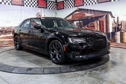 2021 Chrysler 300 S