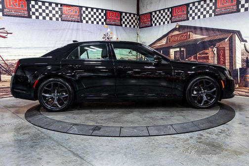 2021 Chrysler 300 S