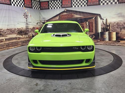 Sublime Metallic Clearcoat 2023 Dodge Challenger R/T Scat Pack Widebody