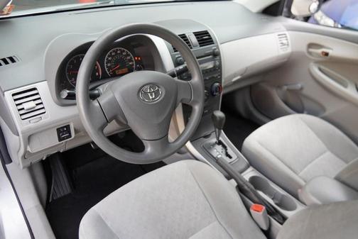 2009 Toyota Corolla LE