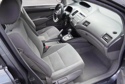 Polished Metal Metallic 2010 Honda Civic LX