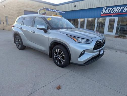 2020 Toyota Highlander XLE