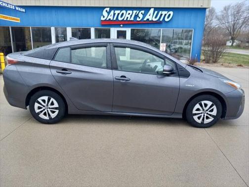 2018 Toyota Prius Two