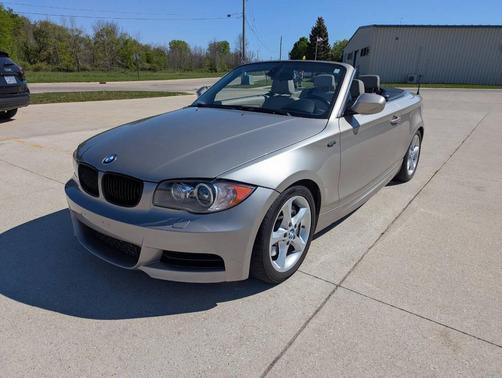 Silver 2011 BMW 135 135i 2dr Convertible