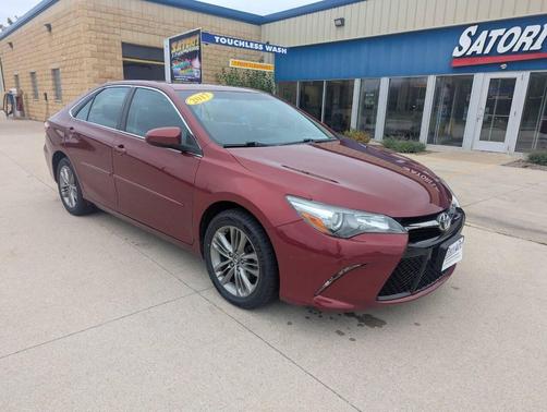2017 Toyota Camry SE