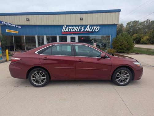 2017 Toyota Camry SE