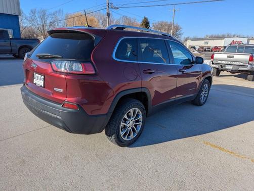2021 Jeep Cherokee Latitude Plus