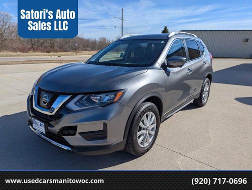 Gun Metallic 2017 Nissan Rogue SV