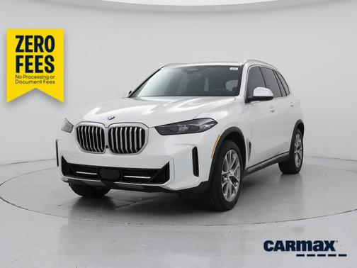 White 2024 BMW X5 sDrive40i