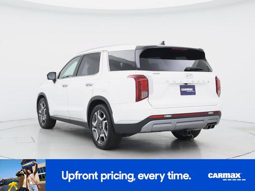 White 2023 Hyundai PALISADE Limited