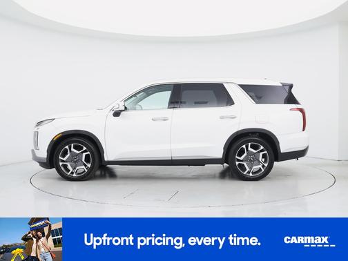 White 2023 Hyundai PALISADE Limited