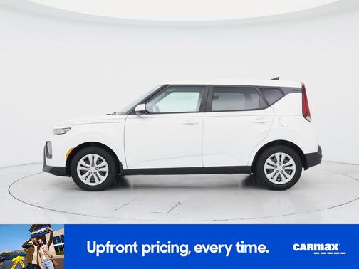 White 2020 Kia Soul LX