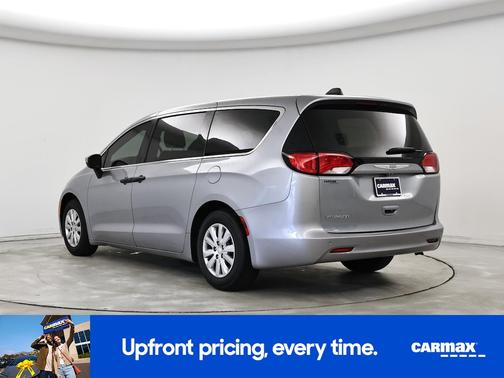 2021 Chrysler Voyager L