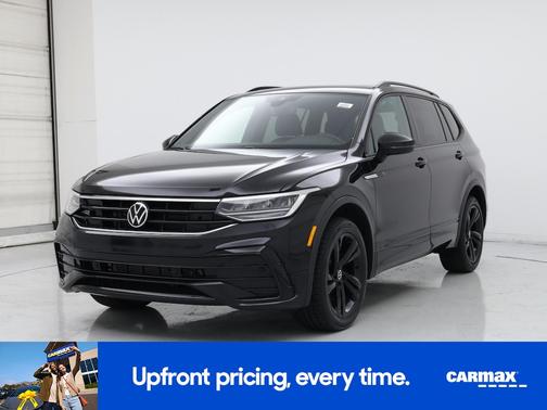 Black 2023 Volkswagen Tiguan SE R-Line Black