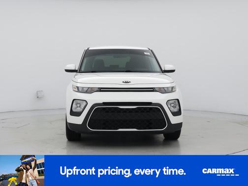 White 2021 Kia Soul LX