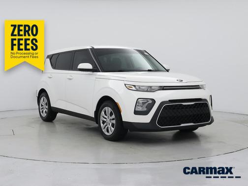 White 2021 Kia Soul LX