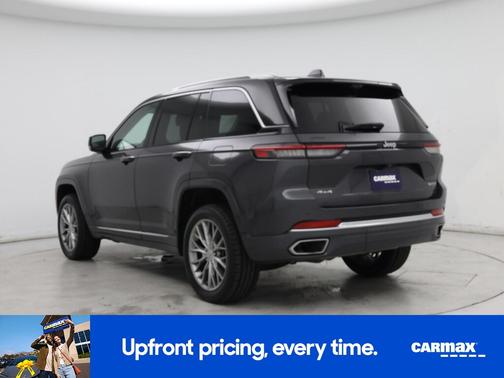 2022 Jeep Grand Cherokee Summit