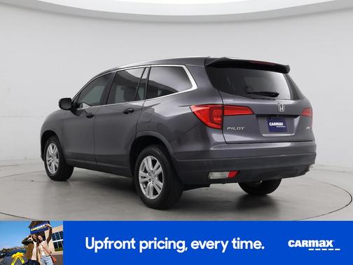 Gray 2017 Honda Pilot LX