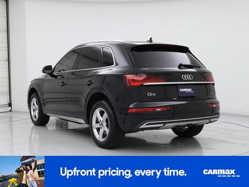 Black 2023 Audi Q5 Premium