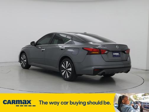 2022 Nissan Altima SV