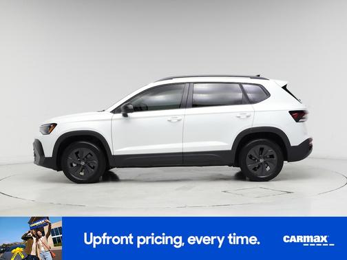 2025 Volkswagen Taos SE