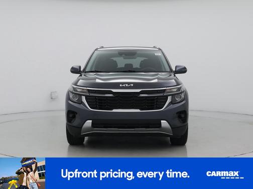 Gray 2025 Kia Seltos S