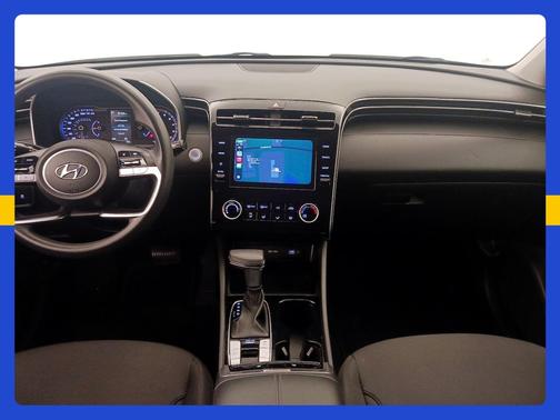 White 2022 Hyundai TUCSON SEL