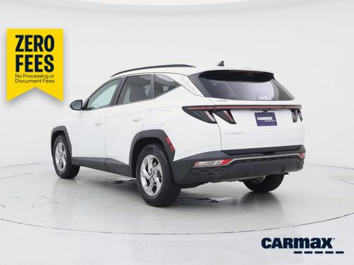 White 2022 Hyundai TUCSON SEL