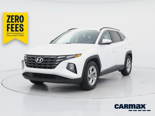 White 2022 Hyundai TUCSON SEL