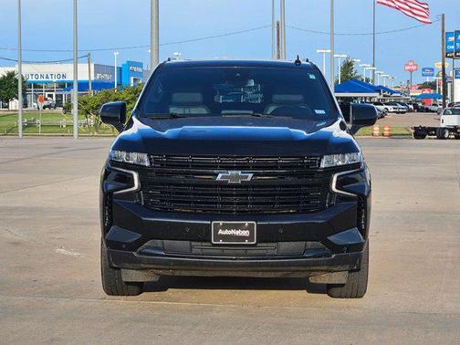 2023 Chevrolet Suburban RST