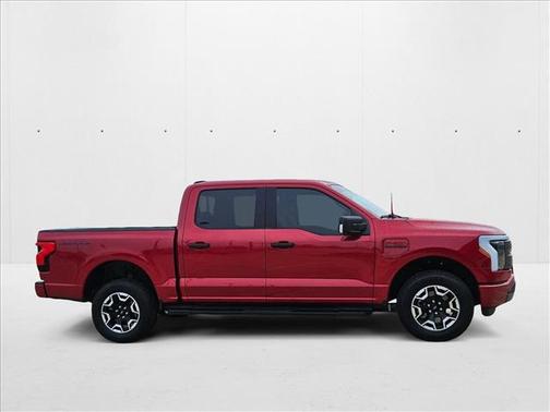 2023 Ford F-150 Lightning XLT