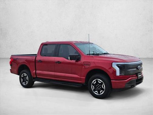 2023 Ford F-150 Lightning XLT