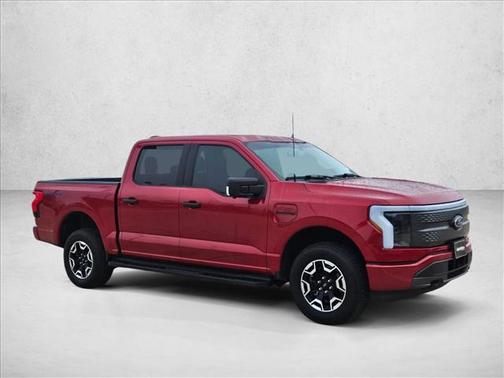 2023 Ford F-150 Lightning XLT