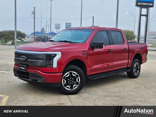 2023 Ford F-150 Lightning XLT