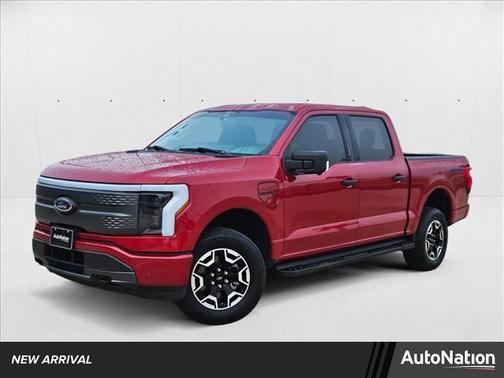 2023 Ford F-150 Lightning XLT