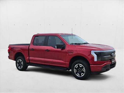 2023 Ford F-150 Lightning XLT