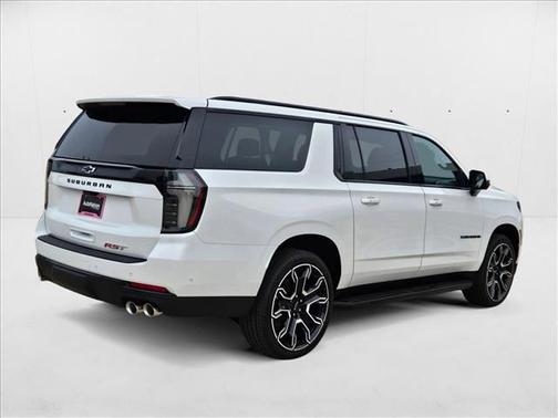 2025 Chevrolet Suburban RST