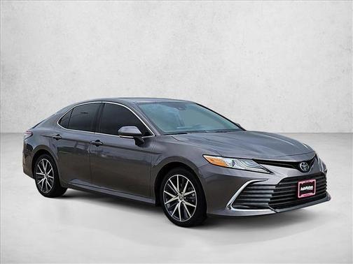 Predawn Gray Mica 2024 Toyota Camry XLE