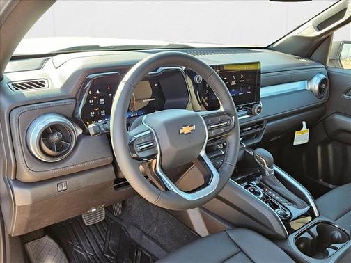 Summit White 2026 Chevrolet Colorado LT