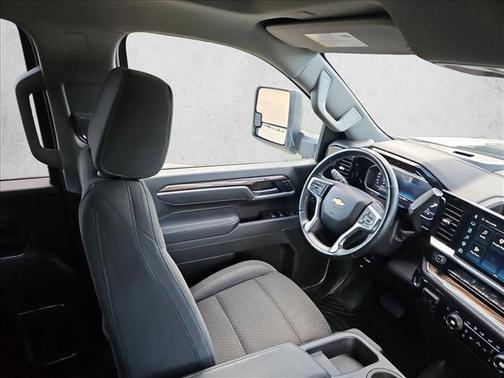 Summit White 2025 Chevrolet Silverado 2500 LT
