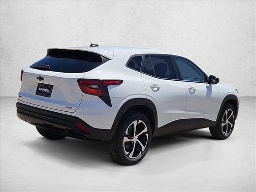 Summit White 2026 Chevrolet Trax FWD 1RS