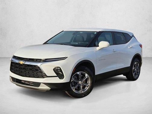Summit White 2025 Chevrolet Blazer 2LT