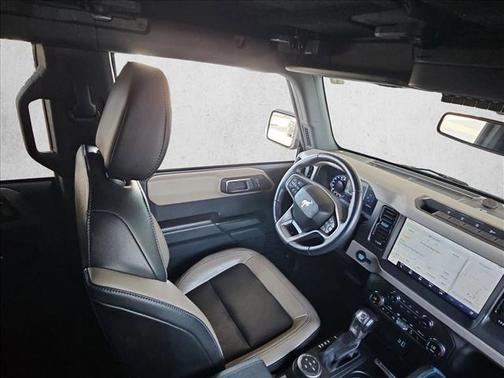 AZURE GRAY MET TRI-COAT 2024 Ford Bronco Wildtrak