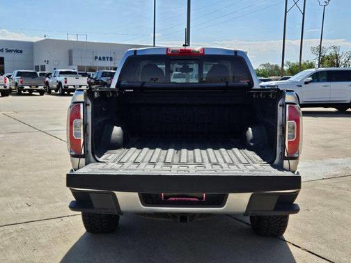 Quicksilver Metallic 2015 GMC Canyon SLE