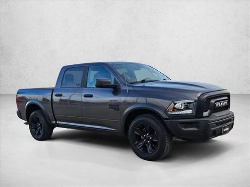 2024 RAM 1500 Classic Warlock Crew Cab 4x2 5'7' Box