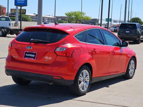 RACE RED 2012 Ford Focus SEL