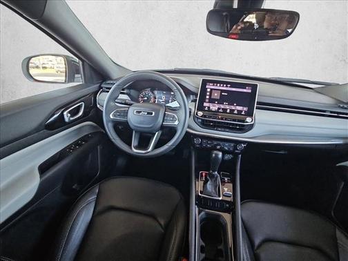 Bright White Clearcoat 2024 Jeep Compass Limited