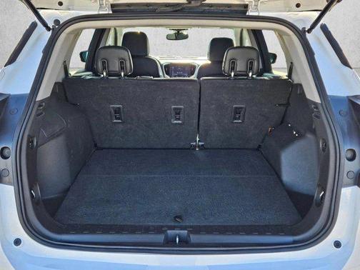 Summit White 2020 GMC Terrain SLT