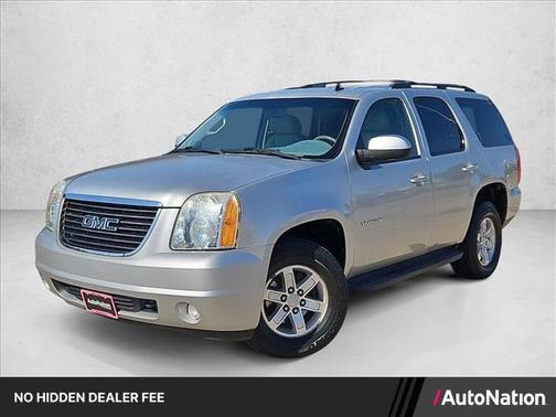 Pure Silver Metallic 2011 GMC Yukon SLT