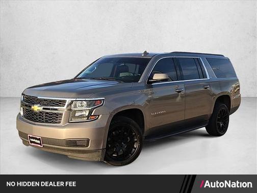 Pepperdust Metallic 2018 Chevrolet Suburban LT